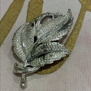 Silver Leaf Brooch - Elegant Women's Jewelry